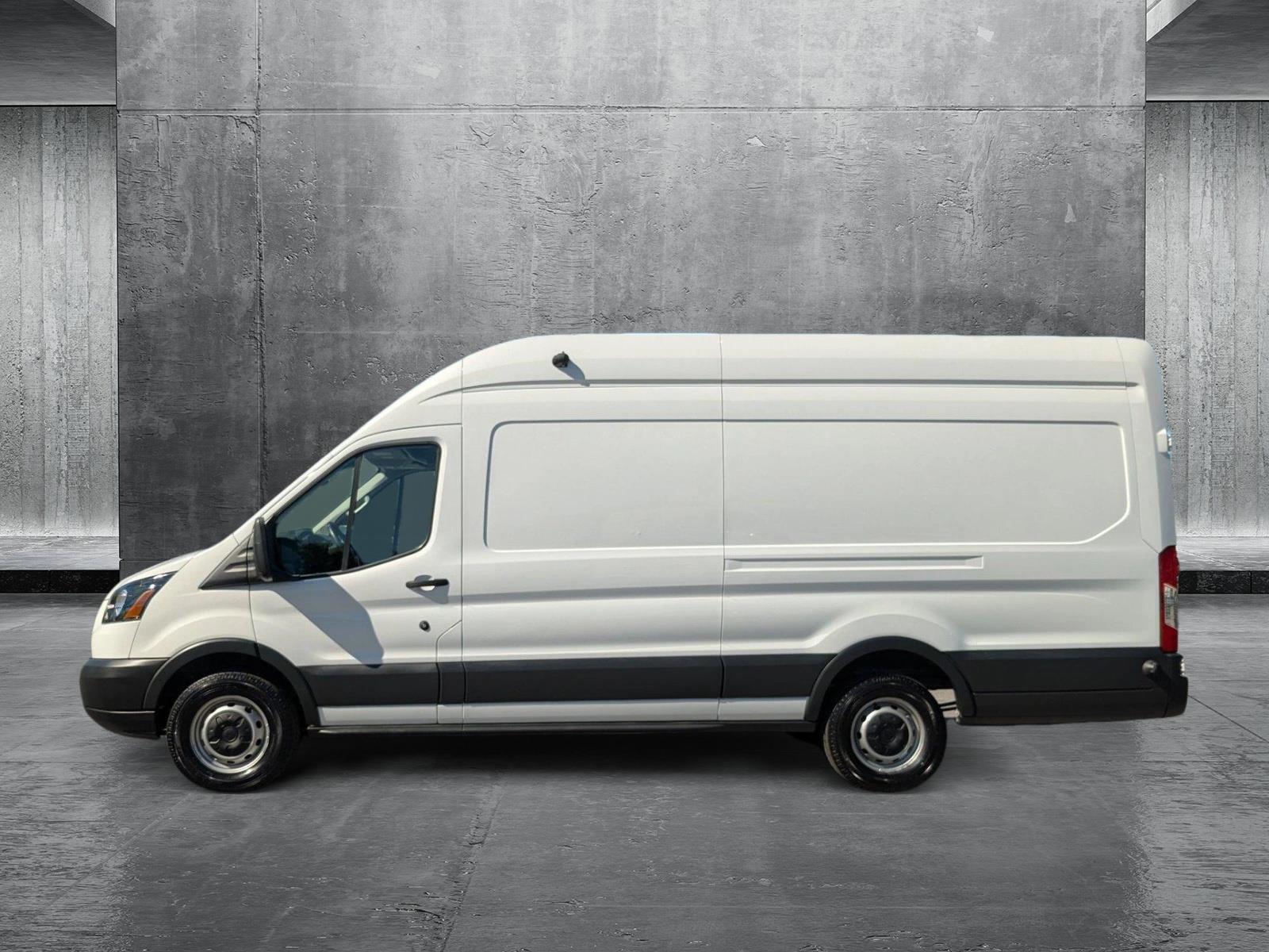 2018 Ford Transit Van Vehicle Photo in St. Petersburg, FL 33713