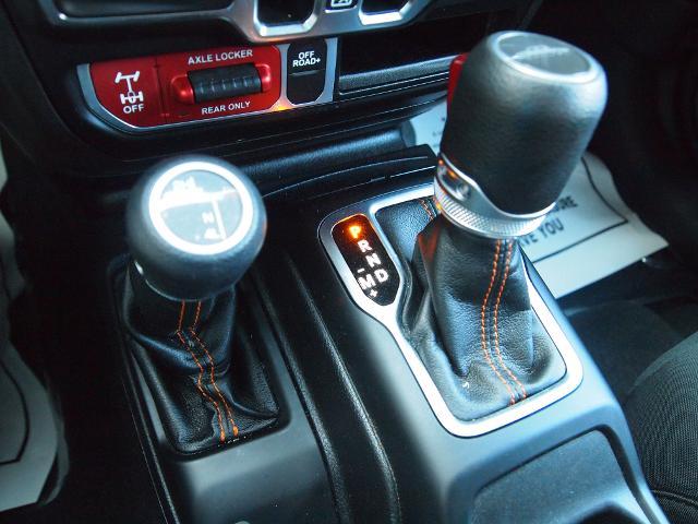 2021 Jeep Gladiator Vehicle Photo in MADISON, IN 47250-1611