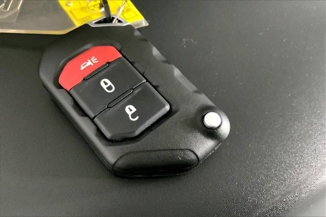 2021 Jeep Wrangler Vehicle Photo in Kansas City, MO 64114