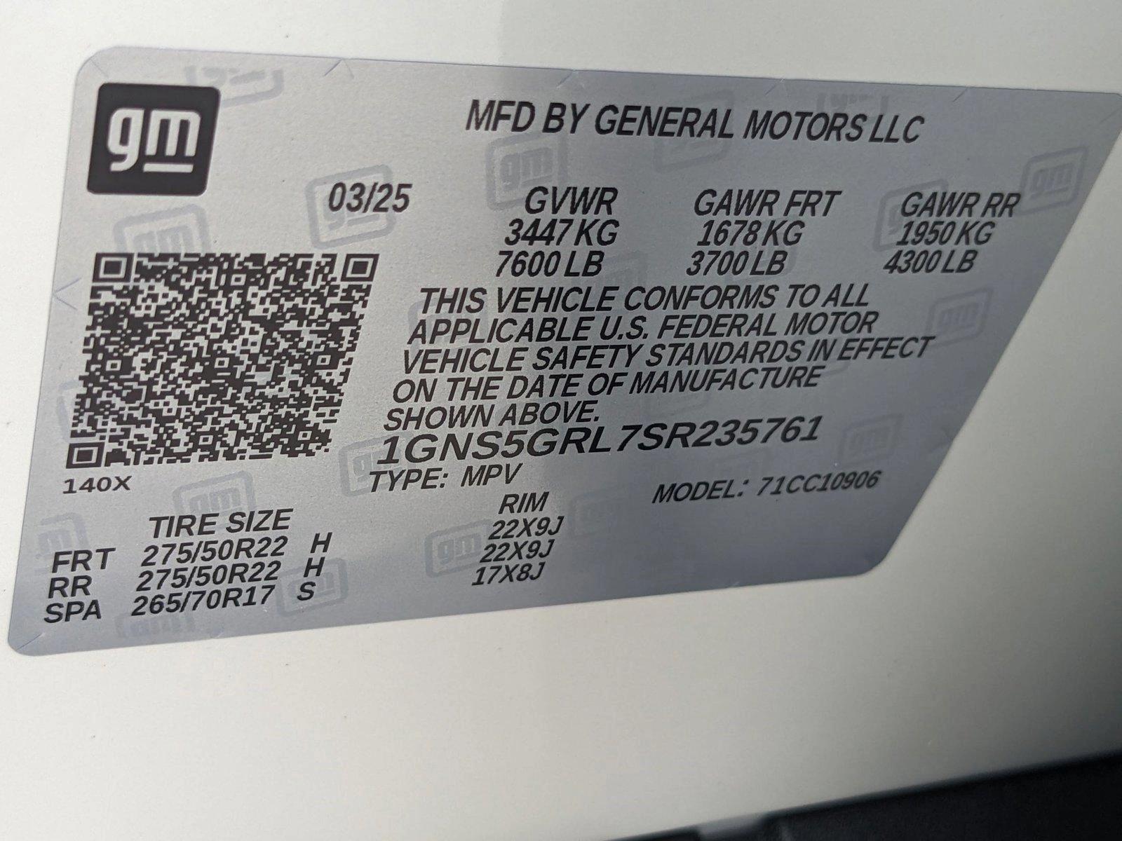 2025 Chevrolet Suburban Vehicle Photo in MIAMI, FL 33172-3015