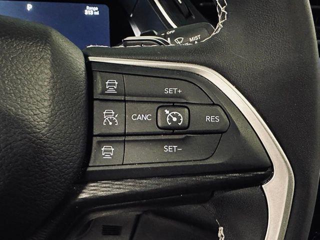 2023 Jeep Grand Cherokee Vehicle Photo in MEDINA, OH 44256-9631
