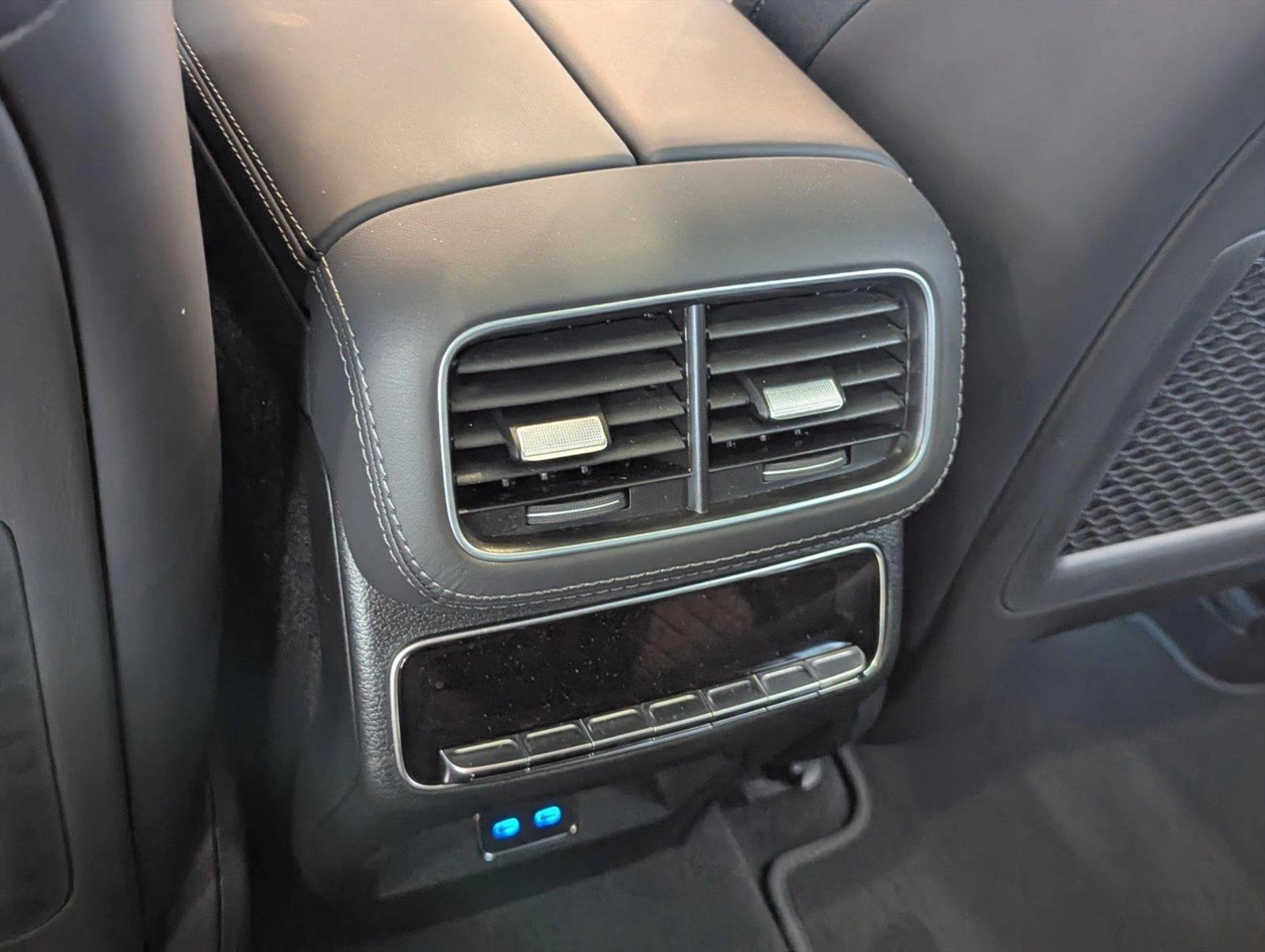 2025 Mercedes-Benz GLE Vehicle Photo in Delray Beach, FL 33444