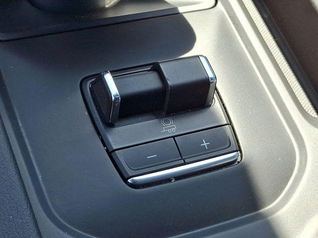 2024 GMC Sierra 1500 Vehicle Photo in WATERTOWN, CT 06795-3318