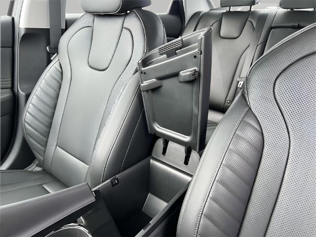 2025 Hyundai ELANTRA Vehicle Photo in Green Bay, WI 54304