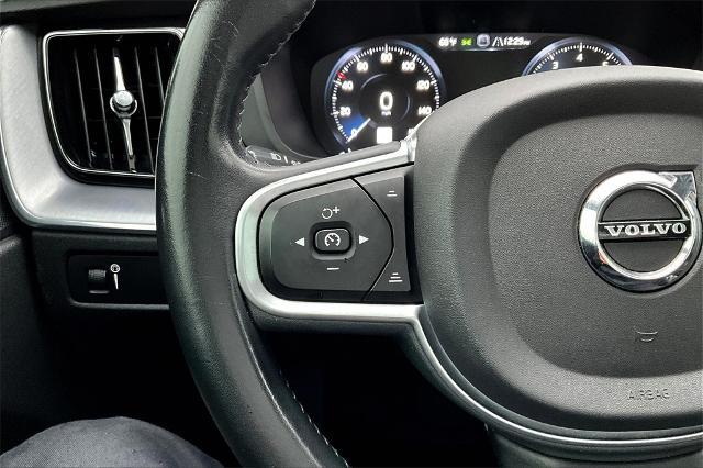 2020 Volvo XC60 Vehicle Photo in Grapevine, TX 76051