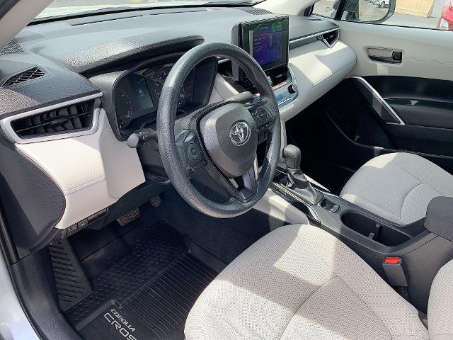 2024 Toyota Corolla Cross Vehicle Photo in MOON TOWNSHIP, PA 15108-2571
