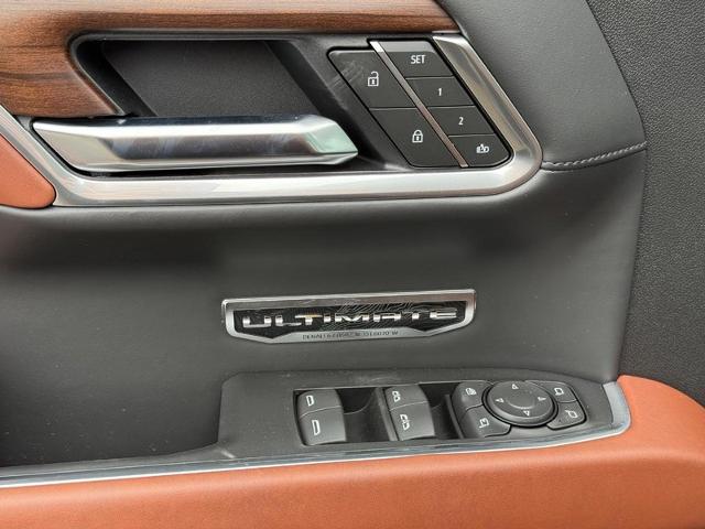 2025 GMC Sierra 1500 Vehicle Photo in COLUMBIA, MO 65203-3903