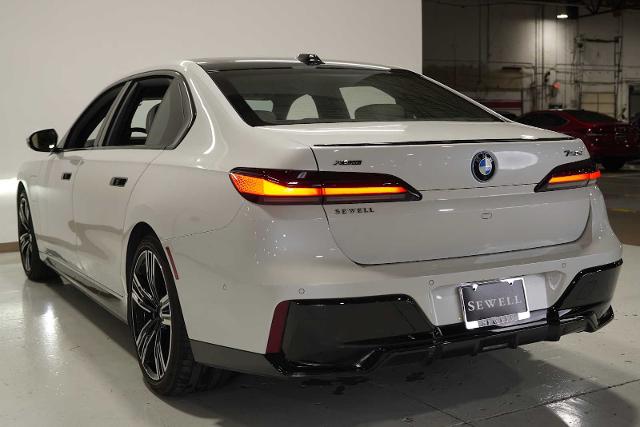 2024 BMW 750e xDrive Vehicle Photo in GRAPEVINE, TX 76051