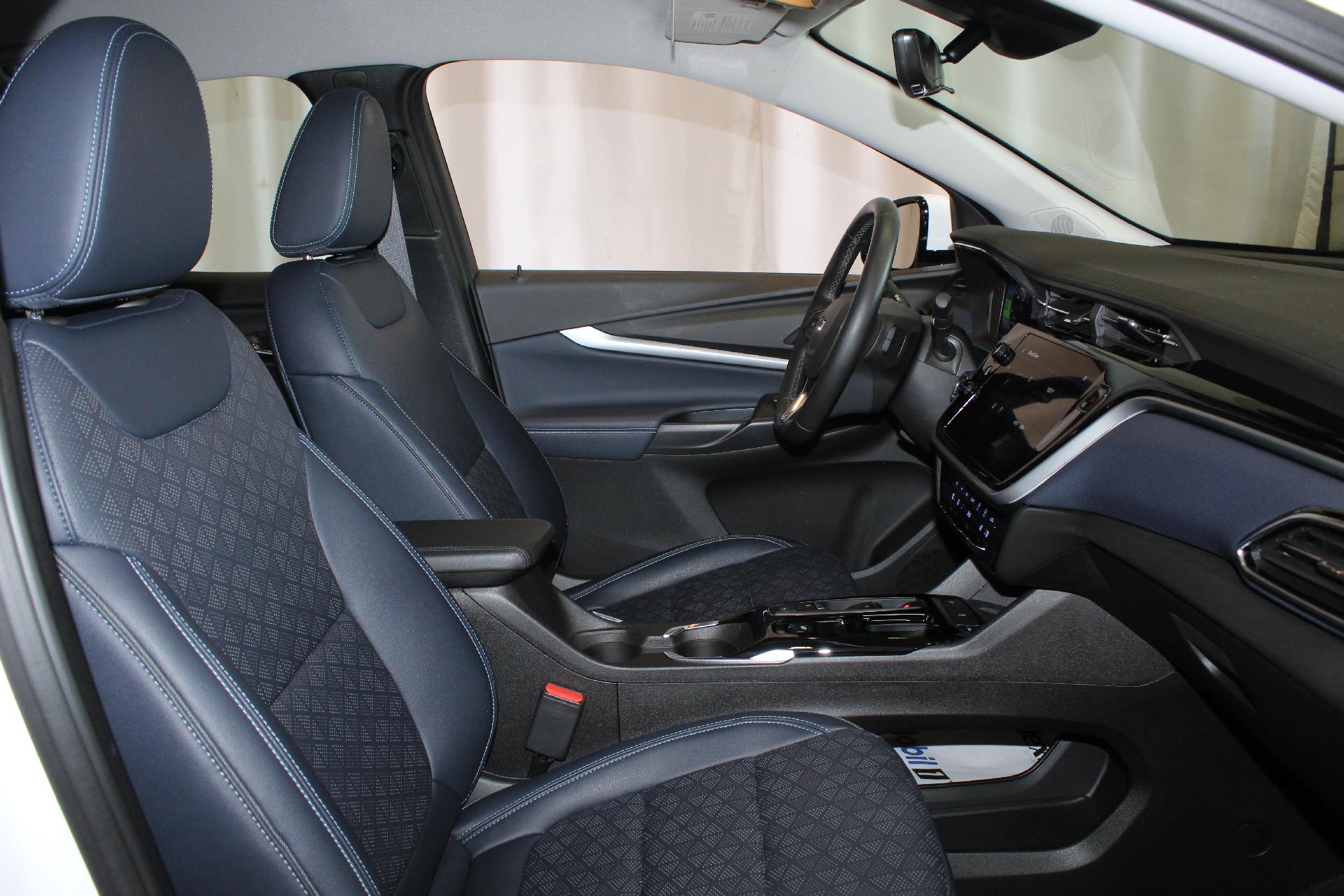 2023 Chevrolet Bolt EUV Vehicle Photo in NORTHAMPTON, MA 01060-1120