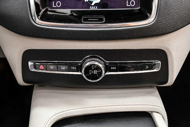 2020 Volvo XC90 Vehicle Photo in DALLAS, TX 75235