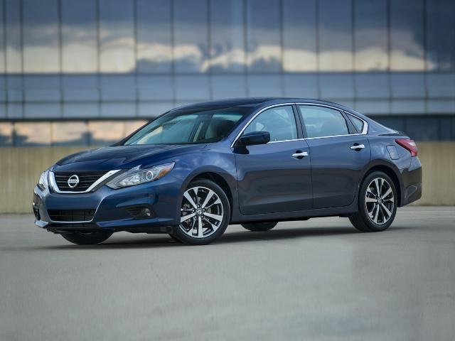 2017 Nissan Altima Vehicle Photo in GREEN BAY, WI 54304-5303