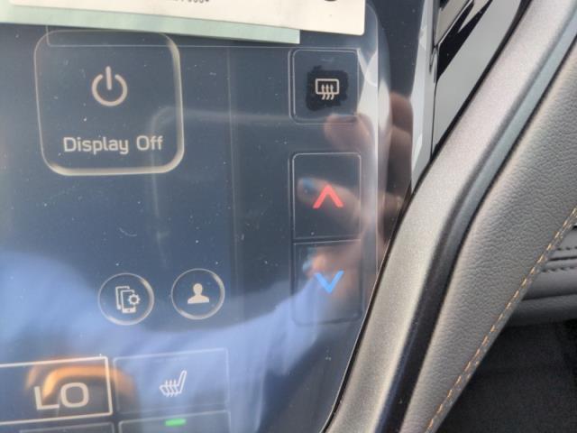 2025 Subaru Outback Vehicle Photo in Green Bay, WI 54304