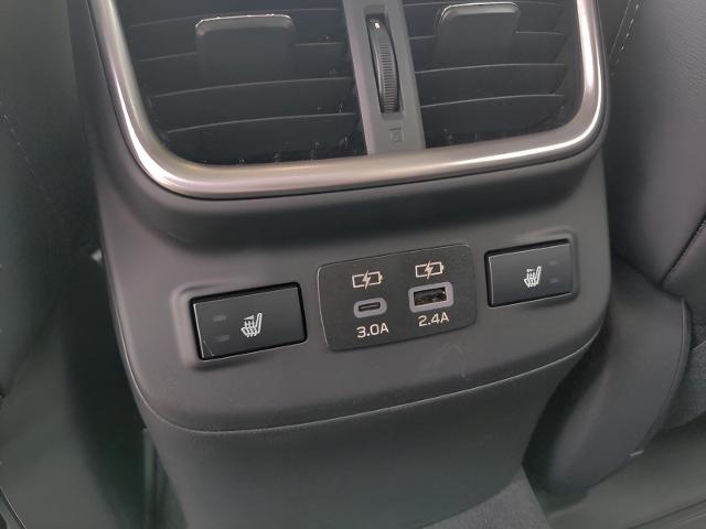 2025 Subaru Outback Vehicle Photo in Green Bay, WI 54304