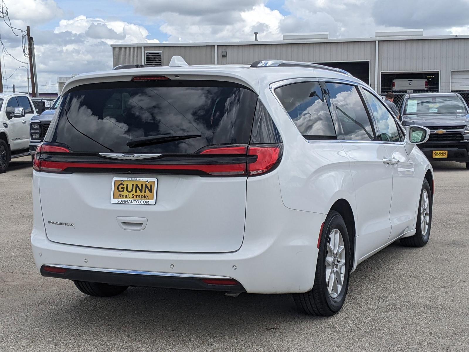2021 Chrysler Pacifica Vehicle Photo in Seguin, TX 78155