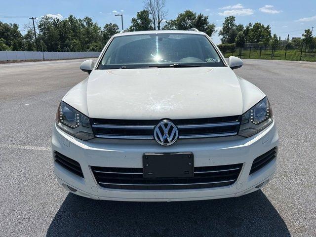 2011 Volkswagen Touareg Vehicle Photo in Willow Grove, PA 19090