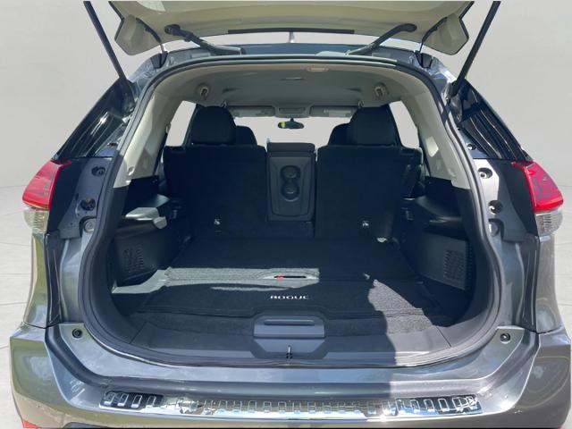 2018 Nissan Rogue Vehicle Photo in Appleton, WI 54913