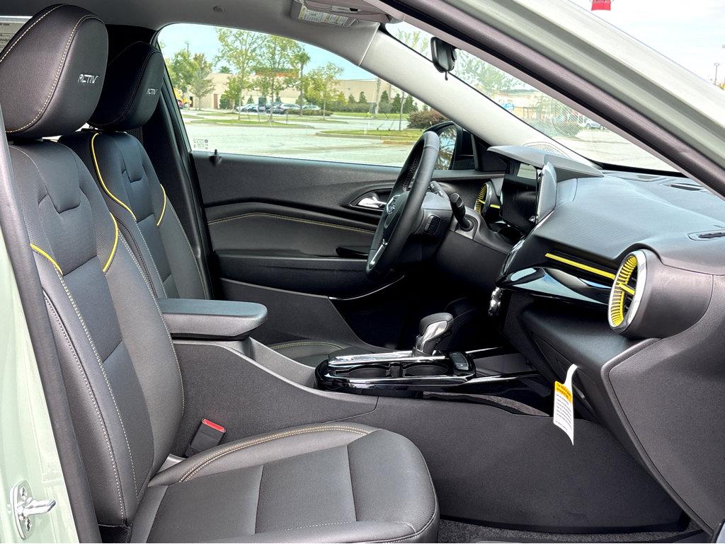 2025 Chevrolet Trax Vehicle Photo in POOLER, GA 31322-3252
