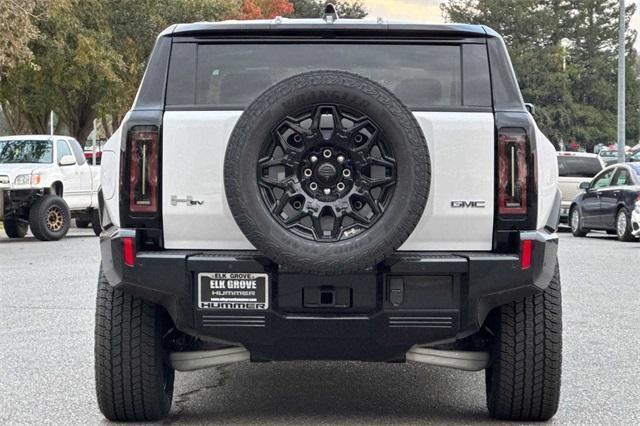 2025 GMC HUMMER EV SUV Vehicle Photo in ELK GROVE, CA 95757-8703