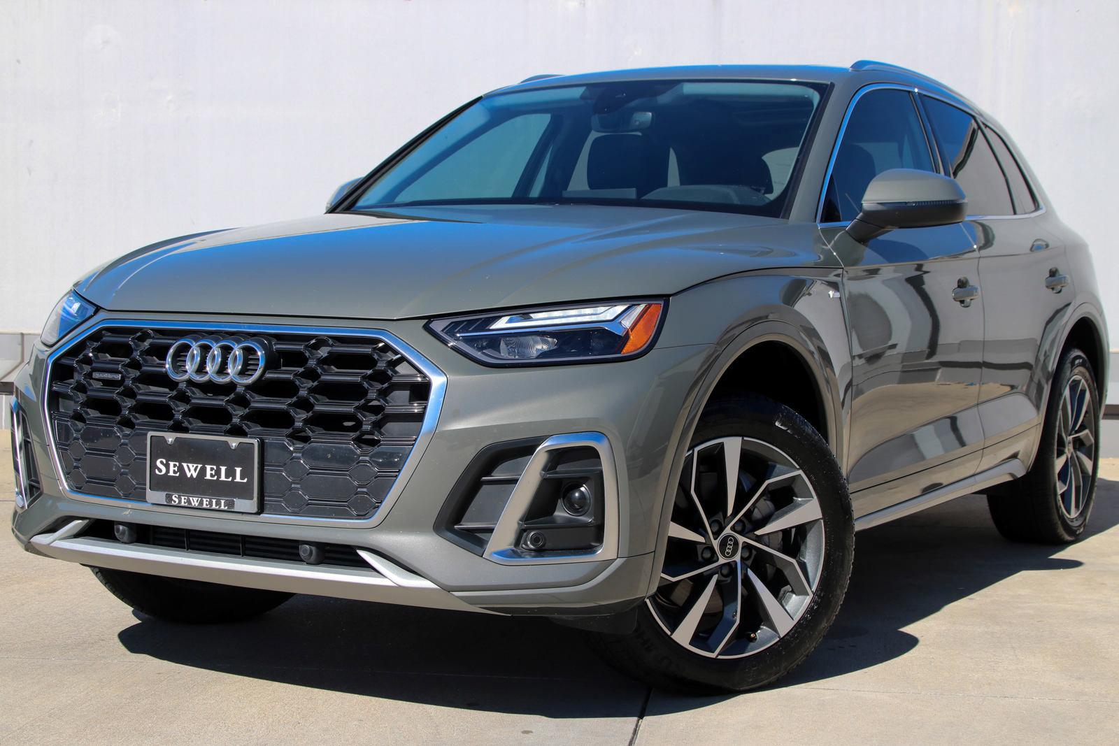 2024 Audi Q5 Vehicle Photo in SUGAR LAND, TX 77478