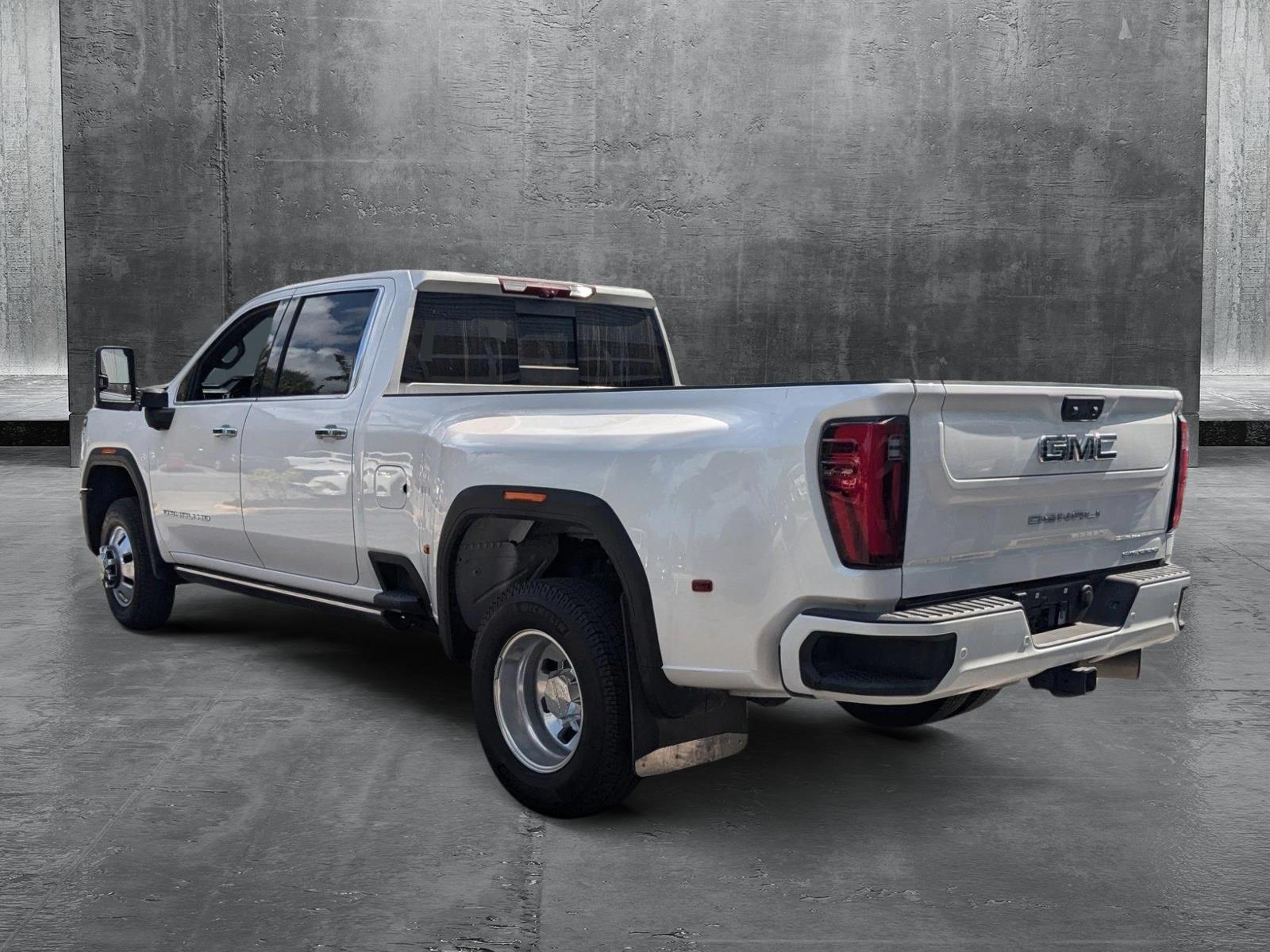 2024 GMC Sierra 3500HD Vehicle Photo in Pompano Beach, FL 33064