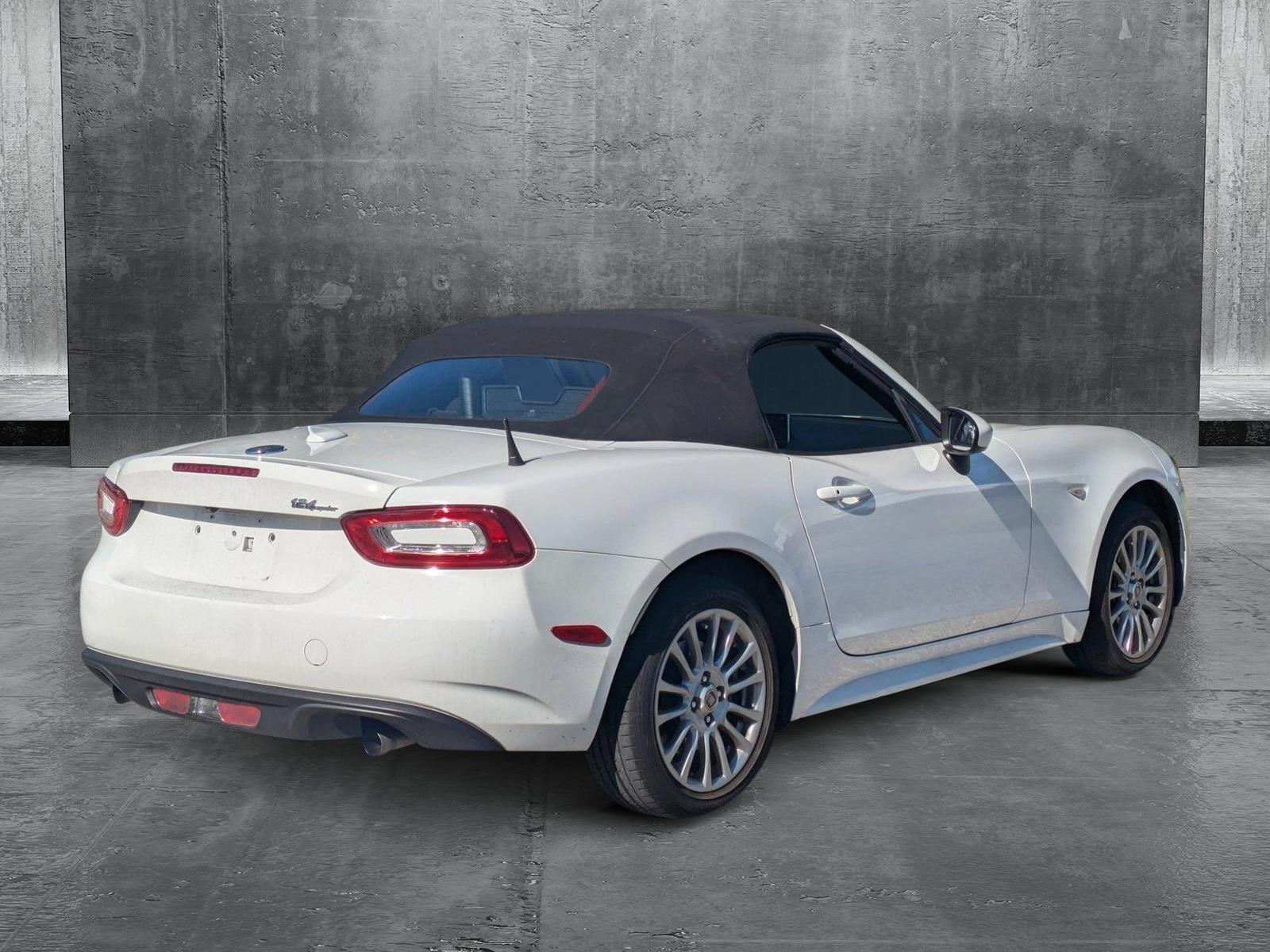 2020 FIAT 124 Spider Vehicle Photo in Sarasota, FL 34231