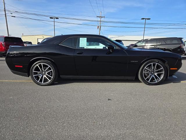 Used 2022 Dodge Challenger R/T with VIN 2C3CDZBT0NH207041 for sale in Philipsburg, PA