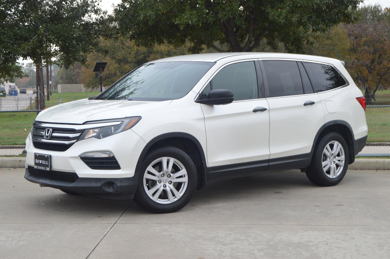 2017 Honda Pilot Vehicle Photo in Houston, TX 77090