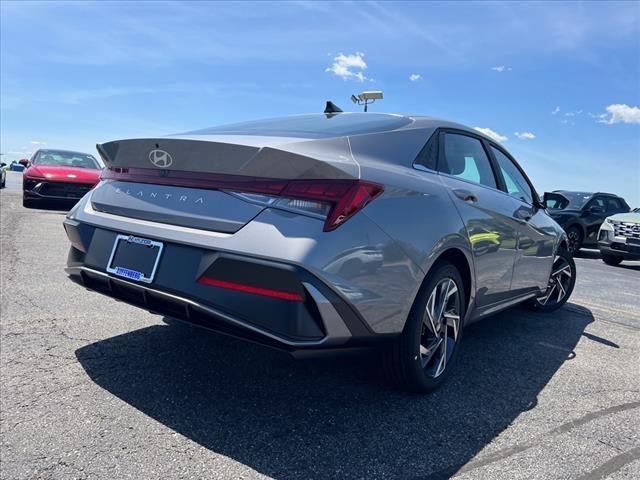 2024 Hyundai ELANTRA Vehicle Photo in Shiloh, IL 62269