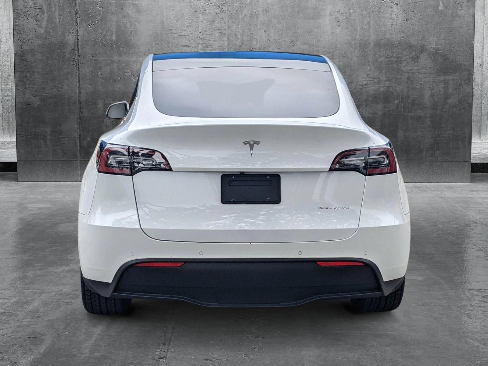 2020 Tesla Model Y Vehicle Photo in PEMBROKE PINES, FL 33024-6534