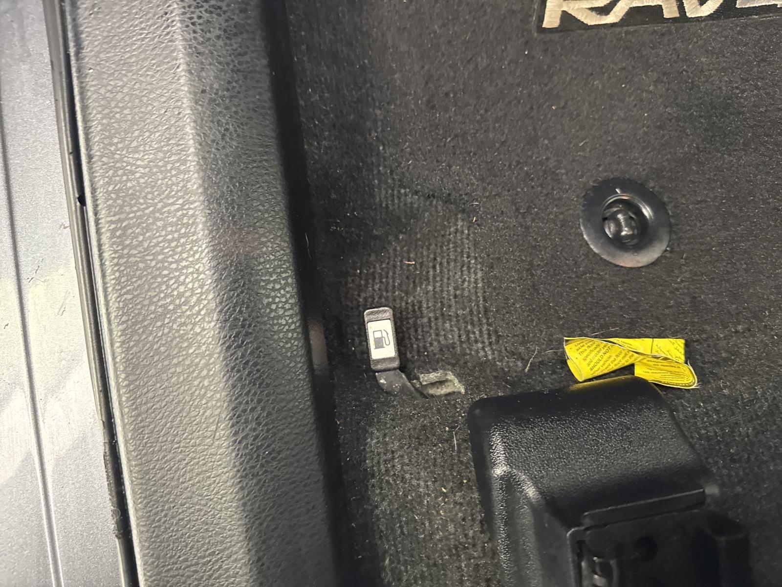 2015 Toyota RAV4 Vehicle Photo in GEORGETOWN, TX 78626-7508