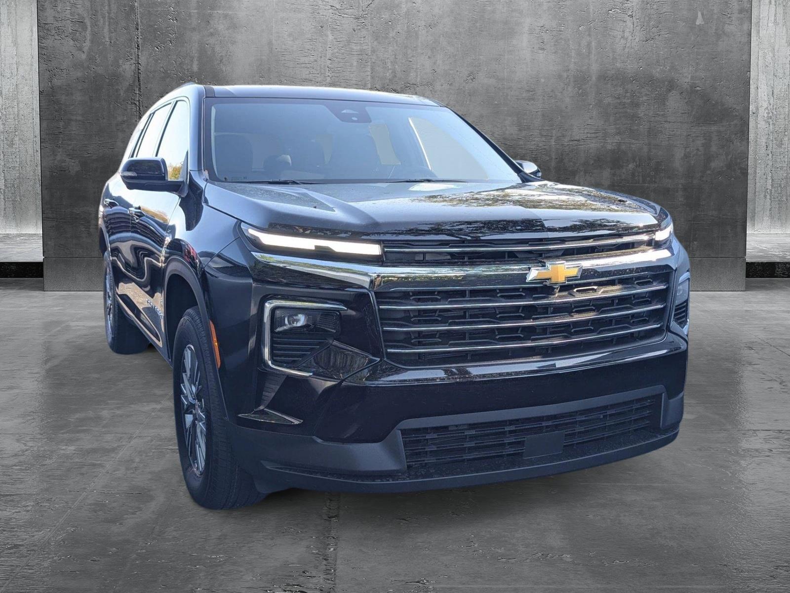 2025 Chevrolet Traverse Vehicle Photo in GREENACRES, FL 33463-3207