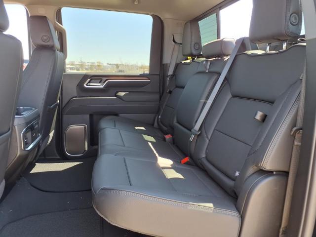 2025 GMC Sierra 2500 HD Vehicle Photo in Denton, TX 76205