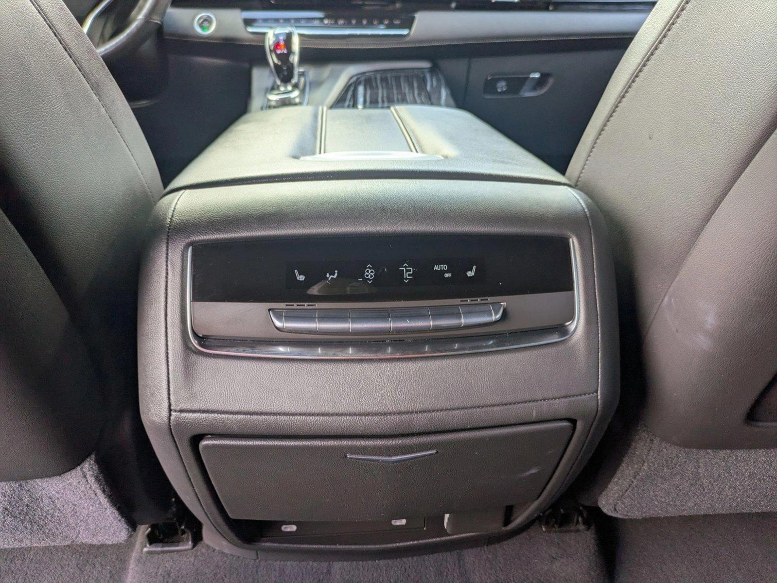 2021 Cadillac Escalade Vehicle Photo in WEST PALM BEACH, FL 33407-3296