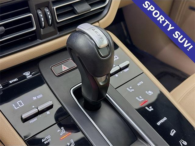 2022 Porsche Macan Vehicle Photo in Puyallup, WA 98371
