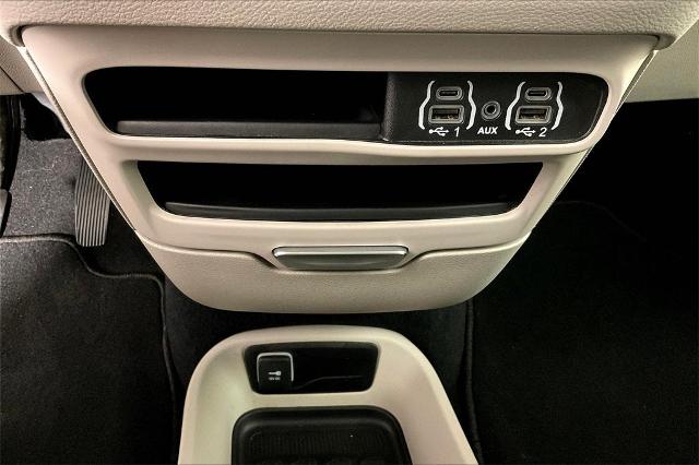 2024 Chrysler Pacifica Vehicle Photo in Tulsa, OK 74129