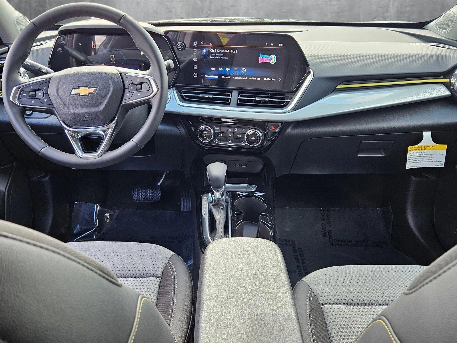 2025 Chevrolet Trax Vehicle Photo in GREENACRES, FL 33463-3207