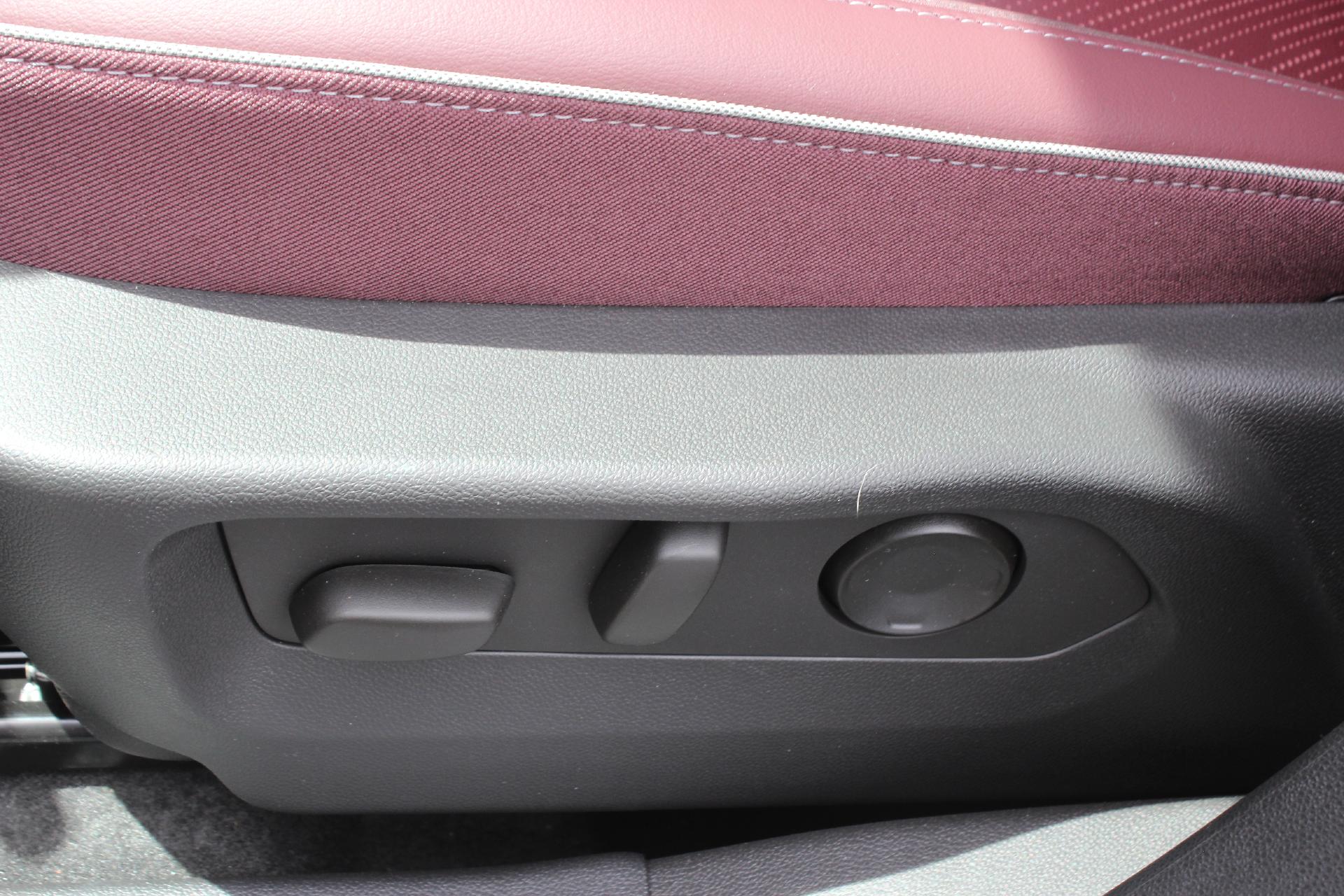 2024 Buick Envision Vehicle Photo in AURORA, CO 80012-4011