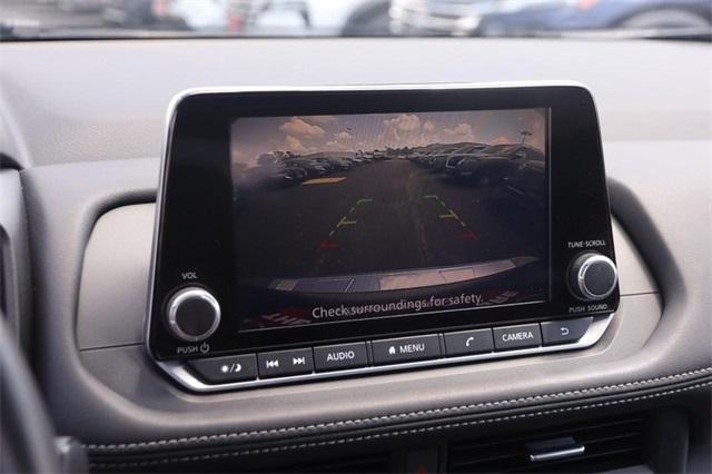 2024 Nissan Rogue Vehicle Photo in Hazelwood, MO 63042