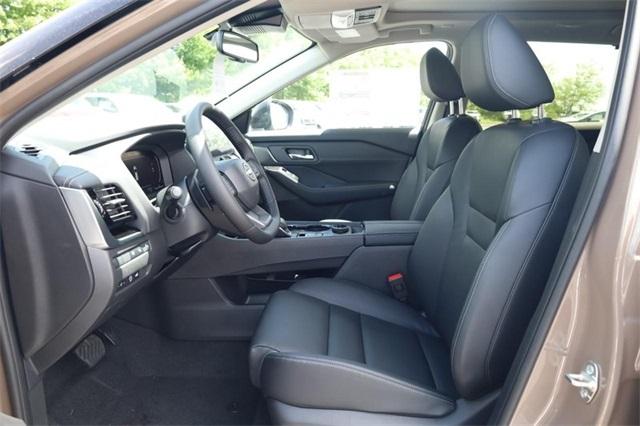 2025 Nissan Rogue Vehicle Photo in Hazelwood, MO 63042