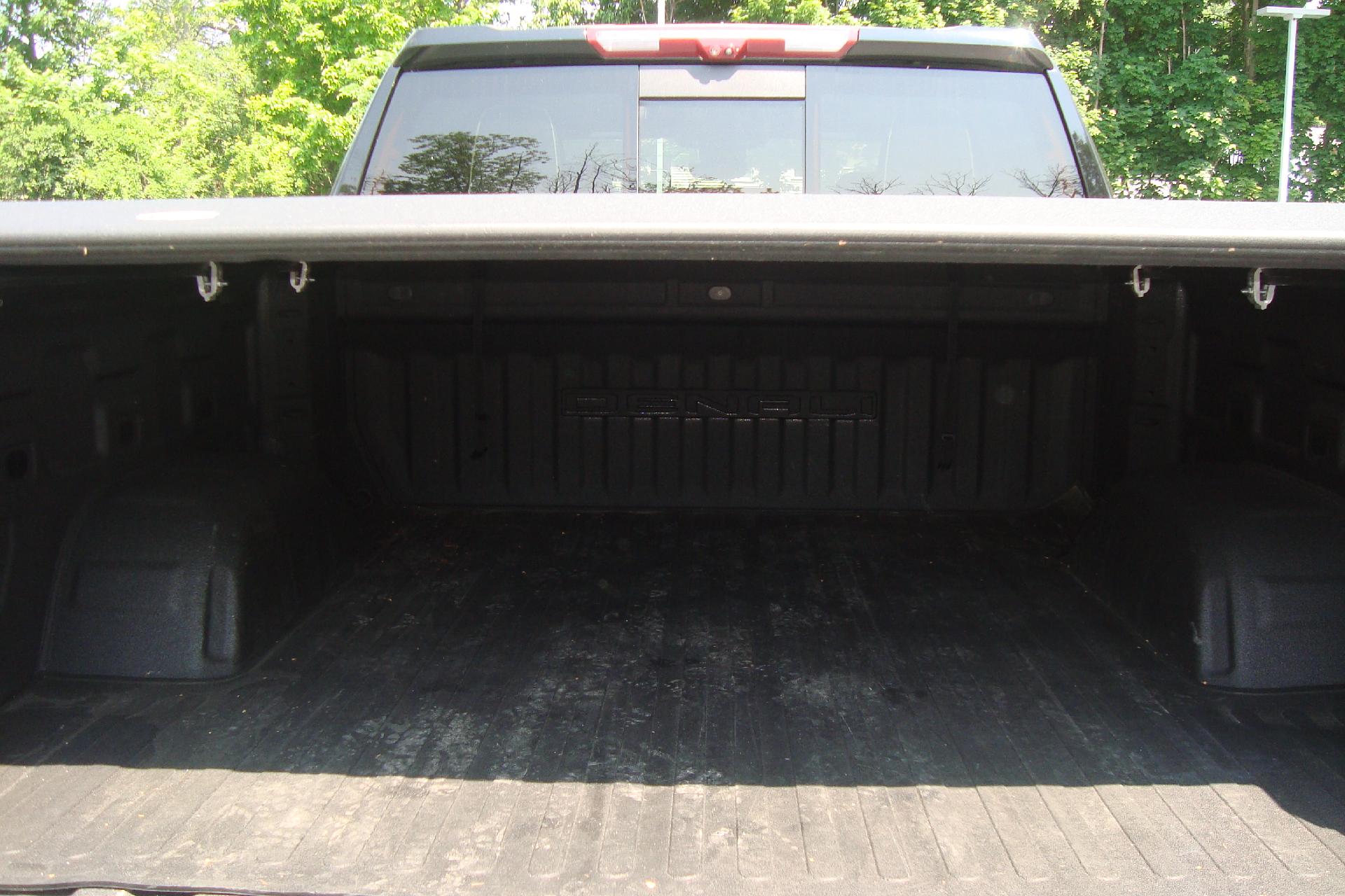 2023 GMC Sierra 1500 Vehicle Photo in PORTSMOUTH, NH 03801-4196