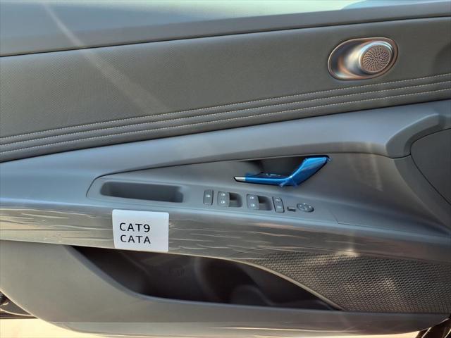 2025 Hyundai ELANTRA Vehicle Photo in Peoria, IL 61615