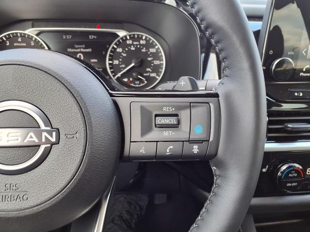 2025 Nissan Pathfinder Vehicle Photo in Appleton, WI 54913