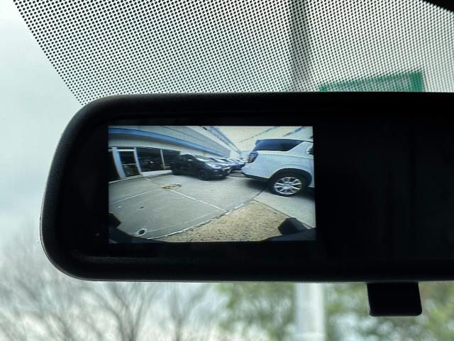 2023 GMC Savana Cargo Van Vehicle Photo in Roslyn, NY 11576