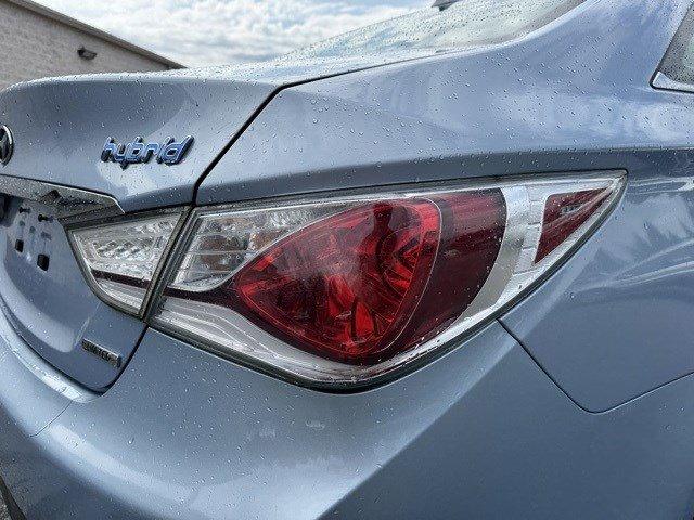 2015 Hyundai SONATA Hybrid Vehicle Photo in Mechanicsburg, PA 17050-1707