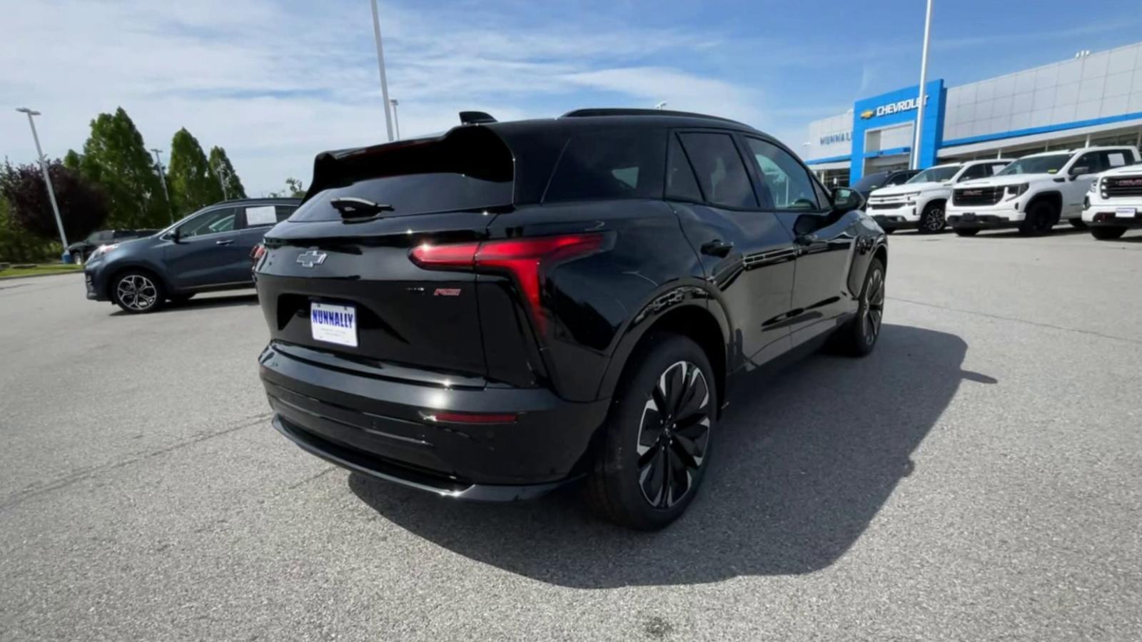 2024 Chevrolet Blazer EV Vehicle Photo in BENTONVILLE, AR 72712-4322