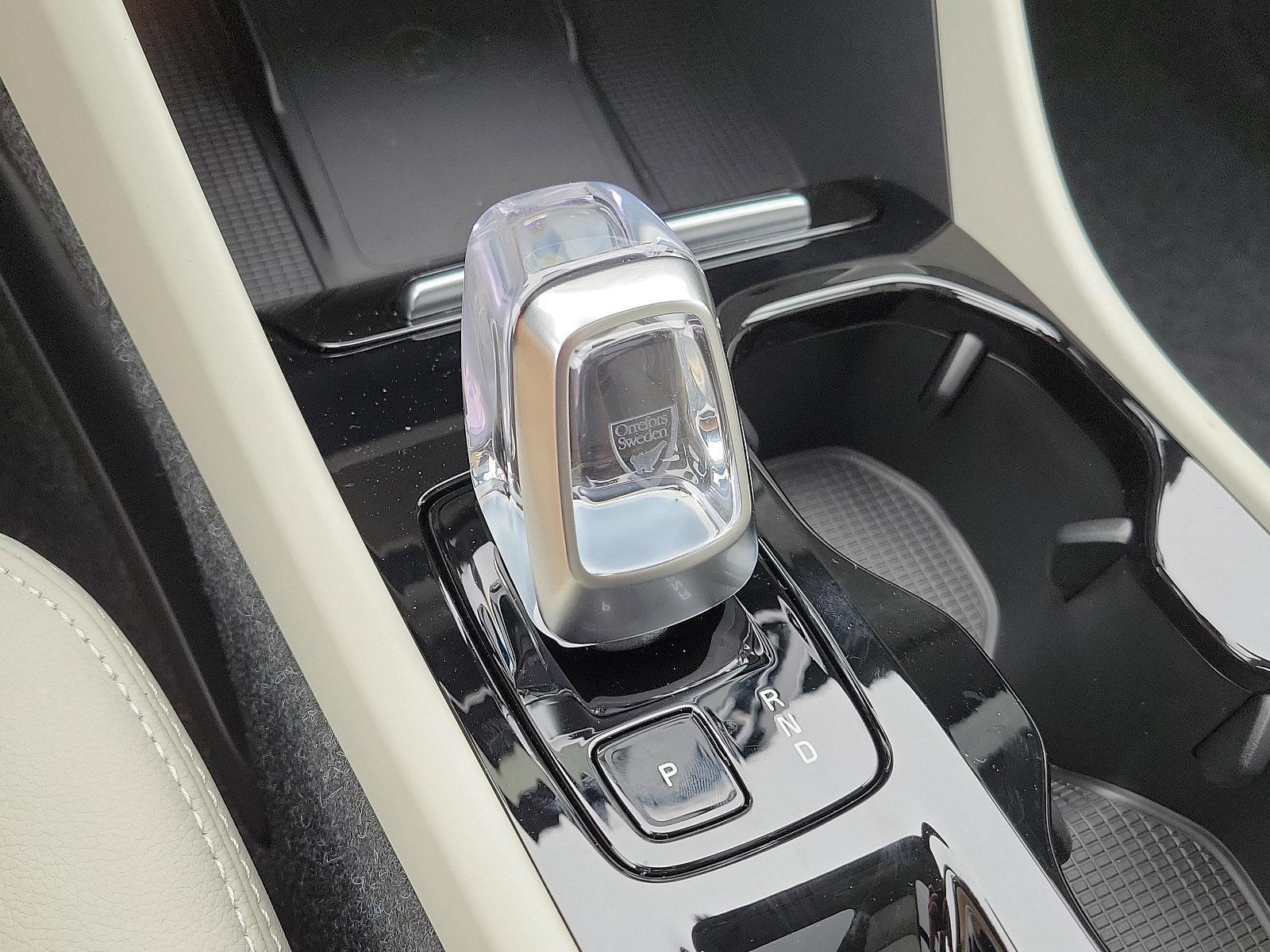 2025 Volvo XC40 Vehicle Photo in Trevose, PA 19053