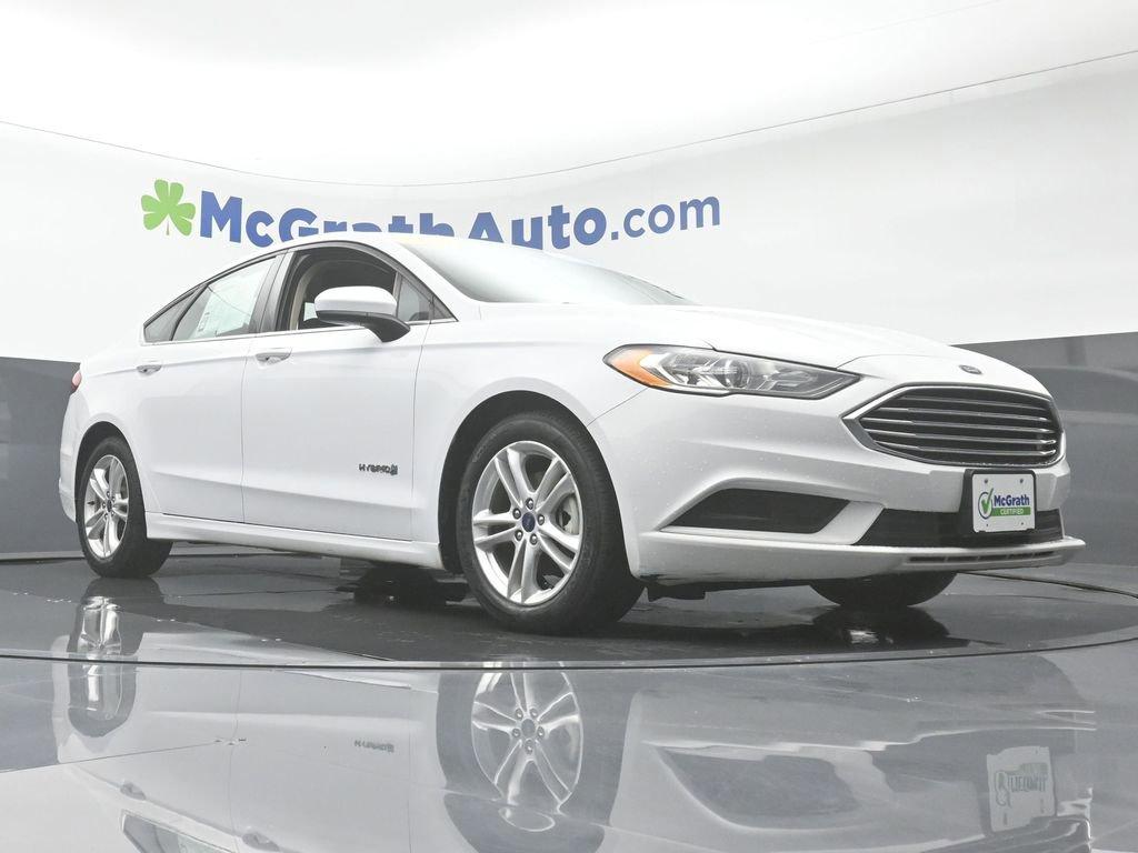 2018 Ford Fusion Hybrid Vehicle Photo in Cedar Rapids, IA 52402