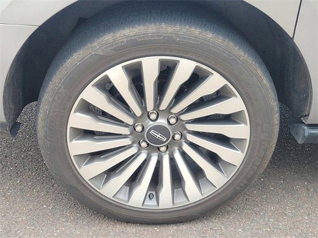 2021 Lincoln Navigator L Vehicle Photo in TREVOSE, PA 19053-4984