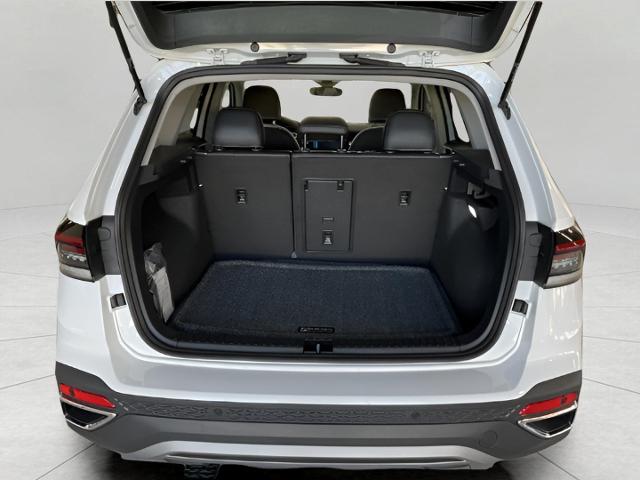 2025 Volkswagen Taos Vehicle Photo in Oshkosh, WI 54904