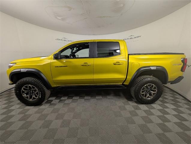 2023 Chevrolet Colorado Vehicle Photo in ENGLEWOOD, CO 80113-6708